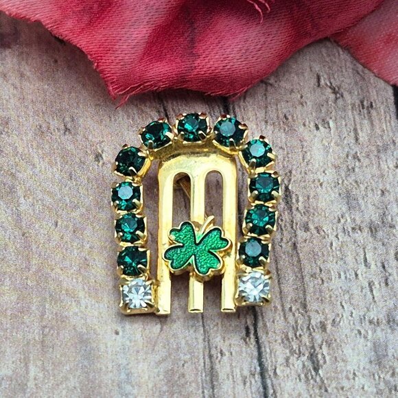 Gold Tone Lucky Tiny Horseshoe Clover Brooch Lapel Pin Green Rhinestones Enamel - Picture 2 of 7